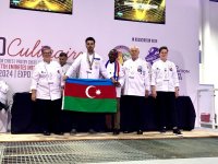 1+2+7. Вкусный вояж азербайджанцев в Шарджу (ФОТО)