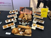 1+2+7. Вкусный вояж азербайджанцев в Шарджу (ФОТО)