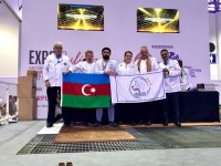 1+2+7. Вкусный вояж азербайджанцев в Шарджу (ФОТО)