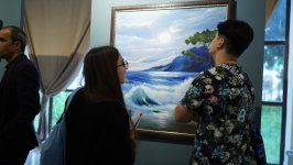 В Гяндже провожают весну красочными картинами постимпрессионизма (ФОТО)