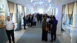 В Гяндже провожают весну красочными картинами постимпрессионизма (ФОТО)