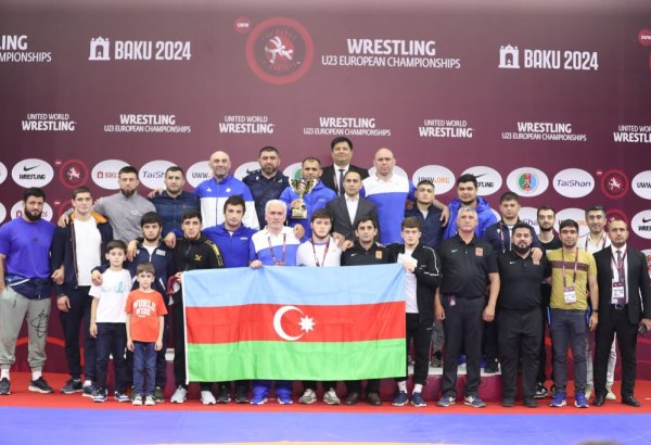 Сборная Азербайджана по вольной борьбе стала чемпионом Европы