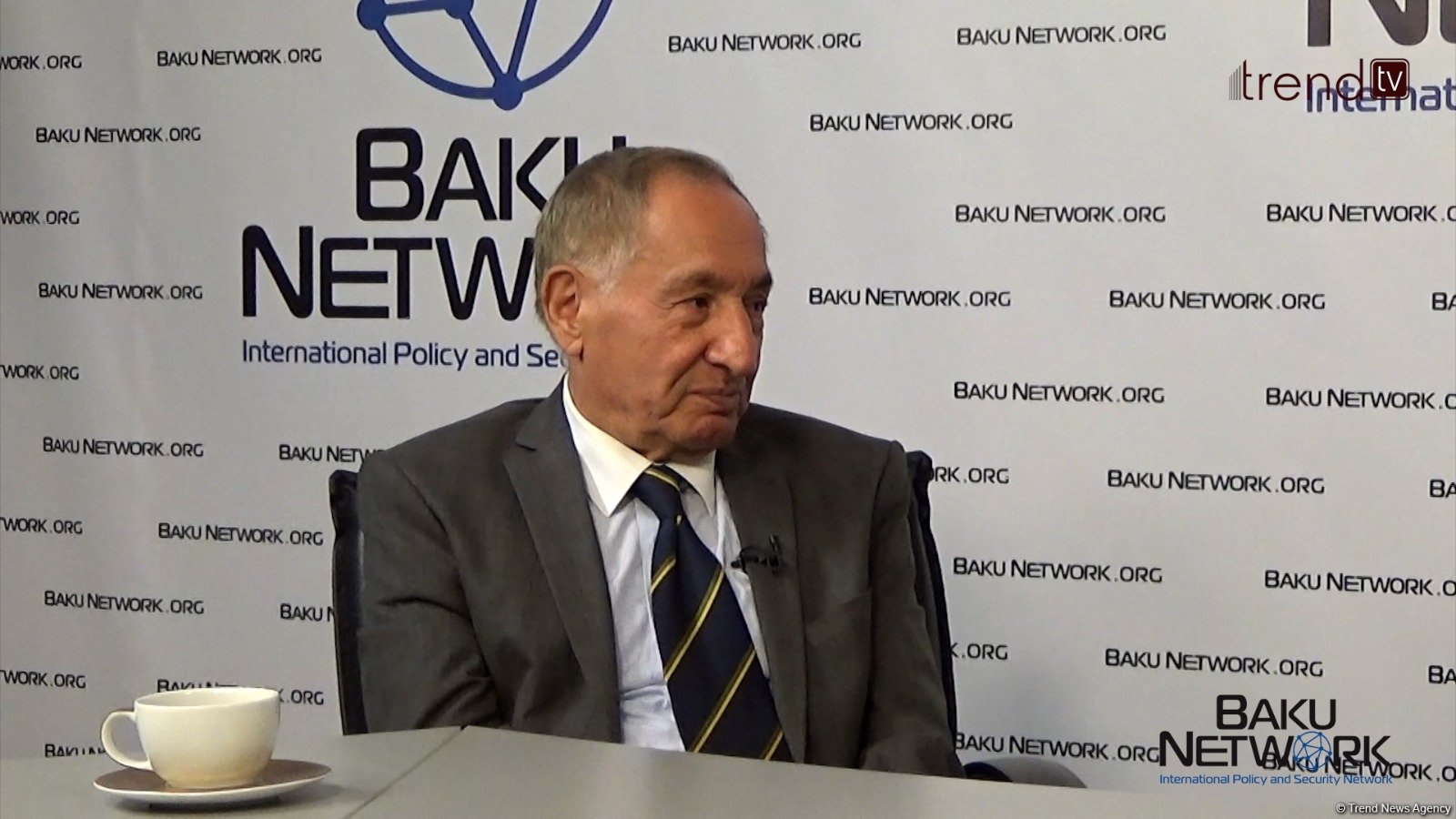 Народ Армении сам должен прийти к выводу, что их враг - это не Азербайджан - Фаик Суджаддинов в передаче "Диалог с Тофиком Аббасовым" (ФОТО/ВИДЕО)