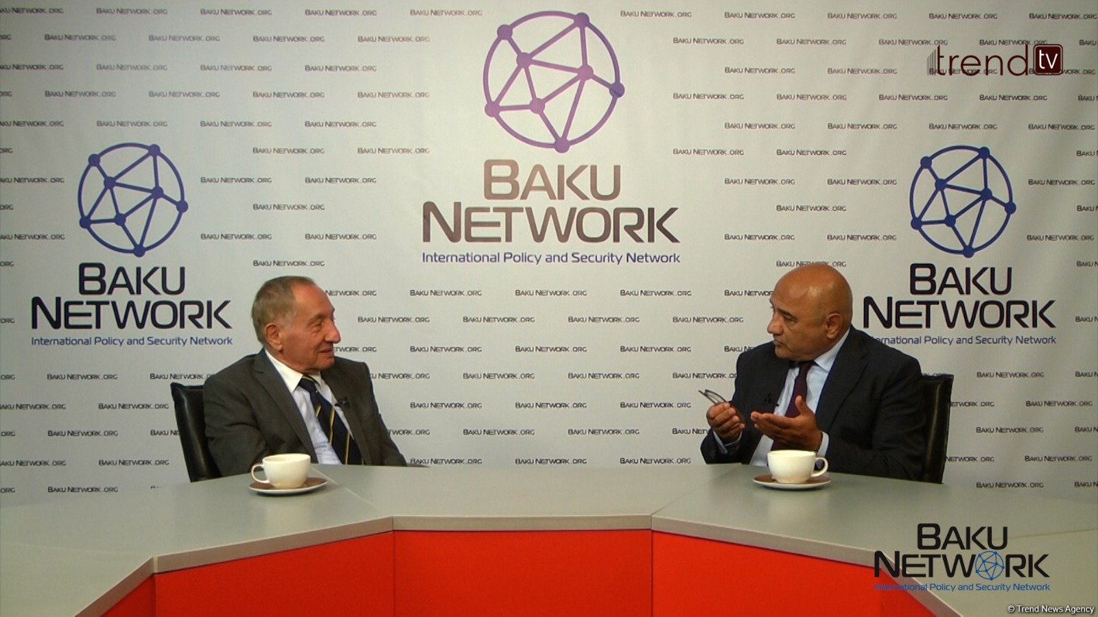 Народ Армении сам должен прийти к выводу, что их враг - это не Азербайджан - Фаик Суджаддинов в передаче "Диалог с Тофиком Аббасовым" (ФОТО/ВИДЕО)