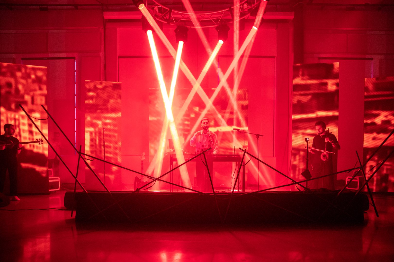 YARAT представил выставку "Монумент Свободе" (ФОТО)