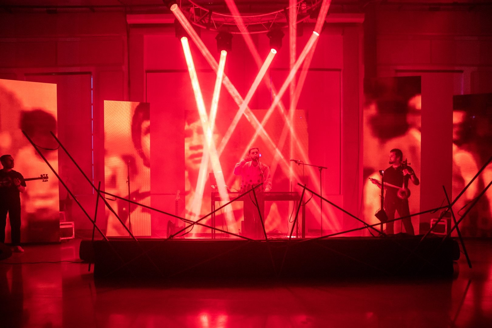 YARAT представил выставку "Монумент Свободе" (ФОТО)