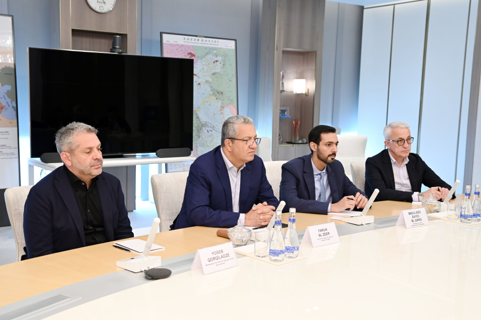 Обсуждены возможности расширения сотрудничества между SOCAR и AD Ports Group (ФОТО)