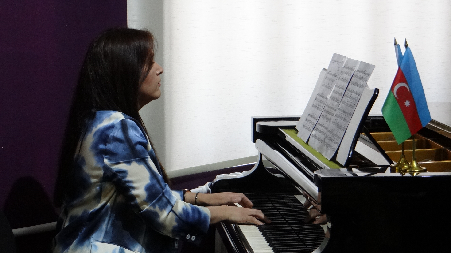 Воспитанники школы имени Рафига Бабаева выступили с концертом (ФОТО)