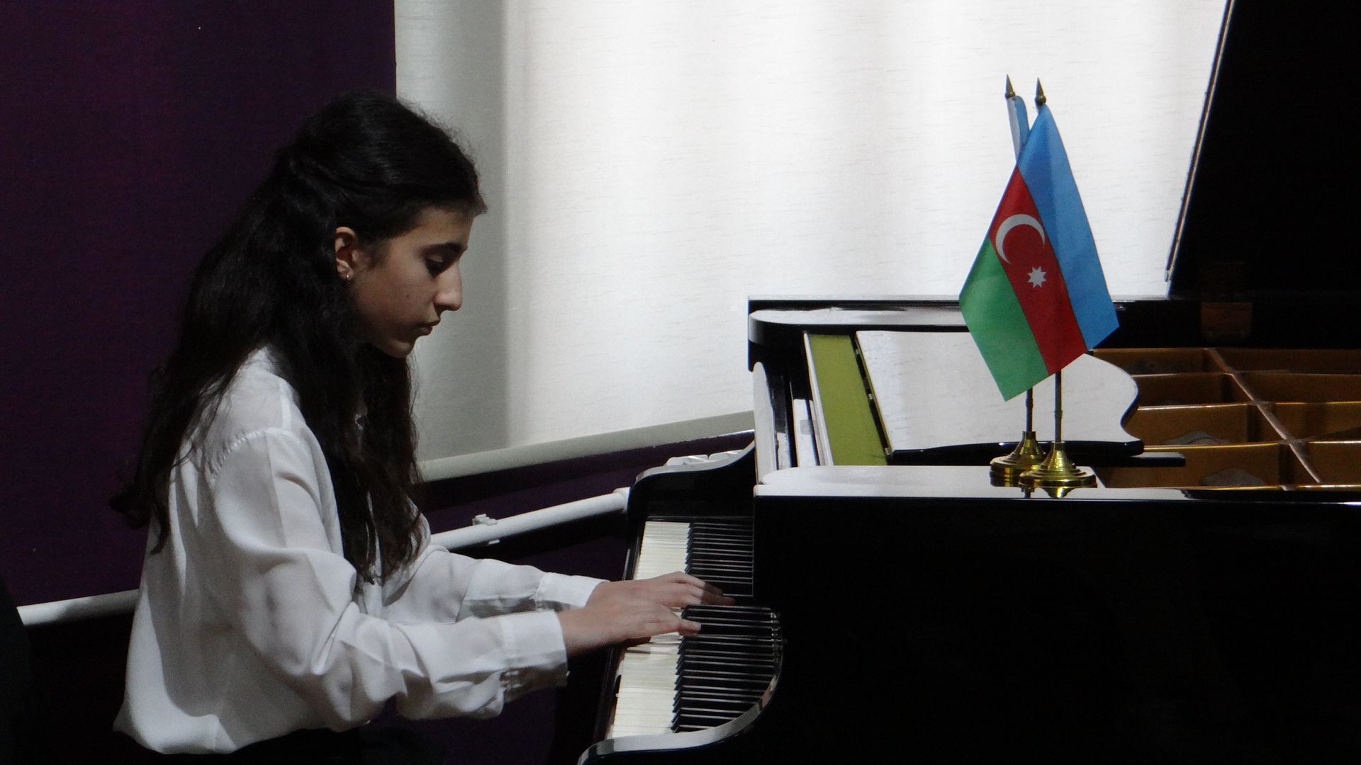 Воспитанники школы имени Рафига Бабаева выступили с концертом (ФОТО)