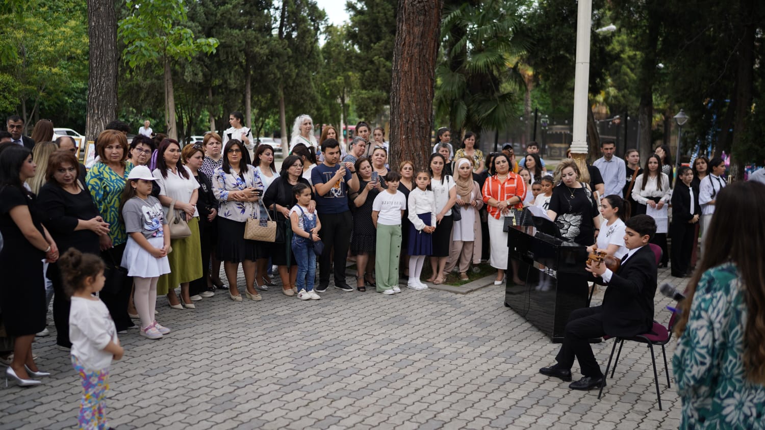 Впервые в Азербайджане!  В Гяндже на открытом воздухе стартовал фестиваль "Джуджалярим" (ФОТО)