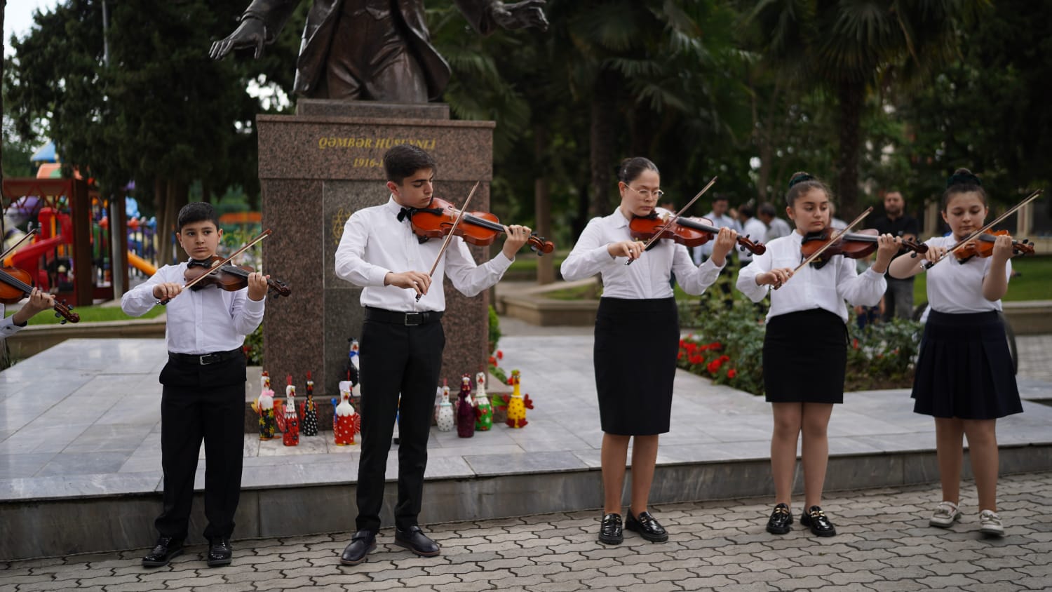 Впервые в Азербайджане!  В Гяндже на открытом воздухе стартовал фестиваль "Джуджалярим" (ФОТО)