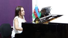 Воспитанники школы имени Рафига Бабаева выступили с концертом (ФОТО)