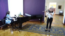 Воспитанники школы имени Рафига Бабаева выступили с концертом (ФОТО)