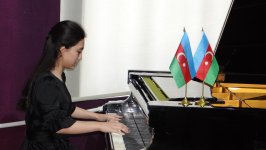 Воспитанники школы имени Рафига Бабаева выступили с концертом (ФОТО)