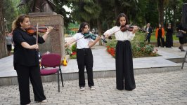 Впервые в Азербайджане!  В Гяндже на открытом воздухе стартовал фестиваль "Джуджалярим" (ФОТО)