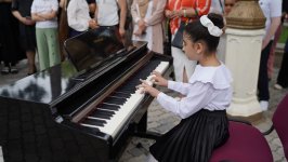 Впервые в Азербайджане!  В Гяндже на открытом воздухе стартовал фестиваль "Джуджалярим" (ФОТО)