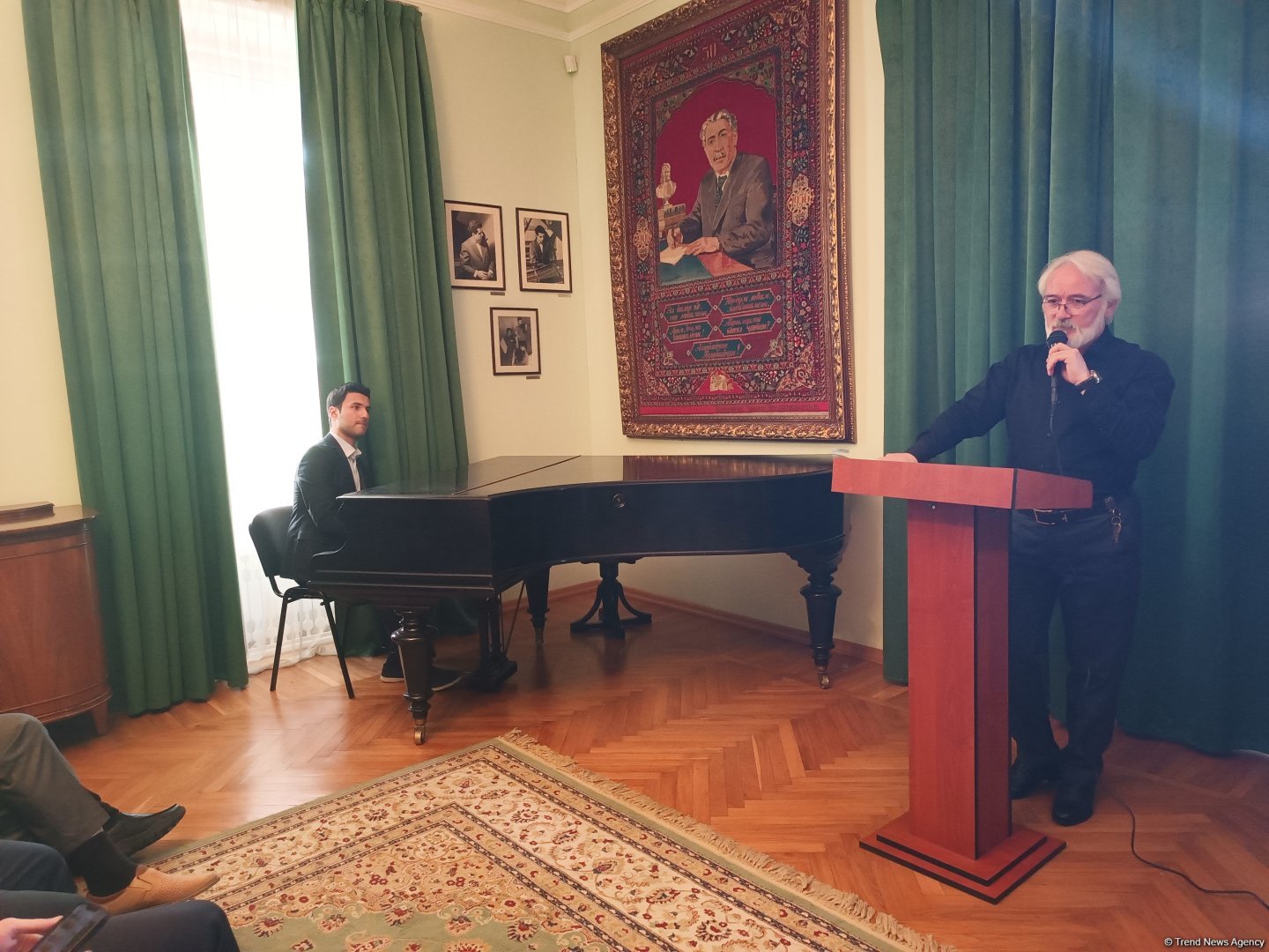 85-летие со дня рождения Вагифа Самедоглу отметили в Доме-музее Самеда Вургуна (ФОТО)