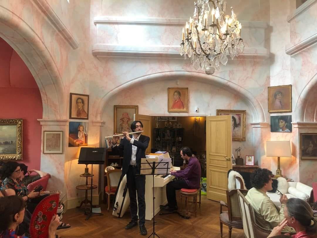 Во Франции создан азербайджанский дуэт Duo Avey для пропаганды национальной музыки (ФОТО)