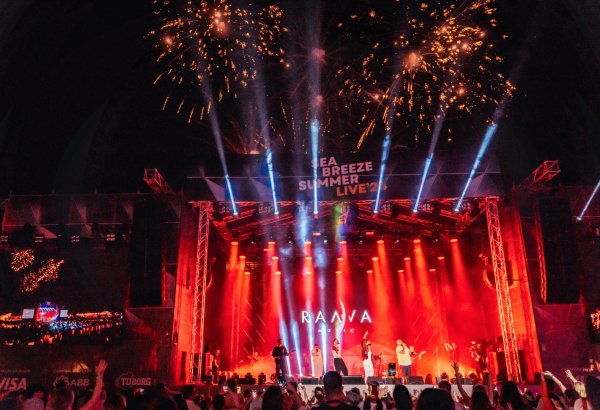 Стивен Сигал, Эмин Агаларов и звезды на открытии летнего сезона Sea Breeze Summer Live  в Баку – праздничный марафон (ФОТО)