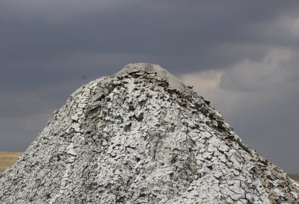 Зафиксировано извержение грязевого вулкана Локбатан