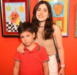 Безграничная фантазия учащихся Leonardo Art School Baku – калейдоскоп ярких красок на выставке в Баку (ФОТО)