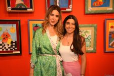 Безграничная фантазия учащихся Leonardo Art School Baku – калейдоскоп ярких красок на выставке в Баку (ФОТО)