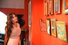 Безграничная фантазия учащихся Leonardo Art School Baku – калейдоскоп ярких красок на выставке в Баку (ФОТО)