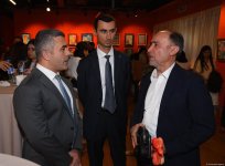 Безграничная фантазия учащихся Leonardo Art School Baku – калейдоскоп ярких красок на выставке в Баку (ФОТО)