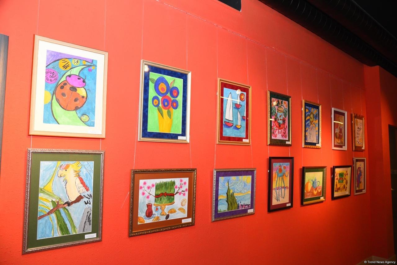 Безграничная фантазия учащихся Leonardo Art School Baku – калейдоскоп ярких красок на выставке в Баку (ФОТО)