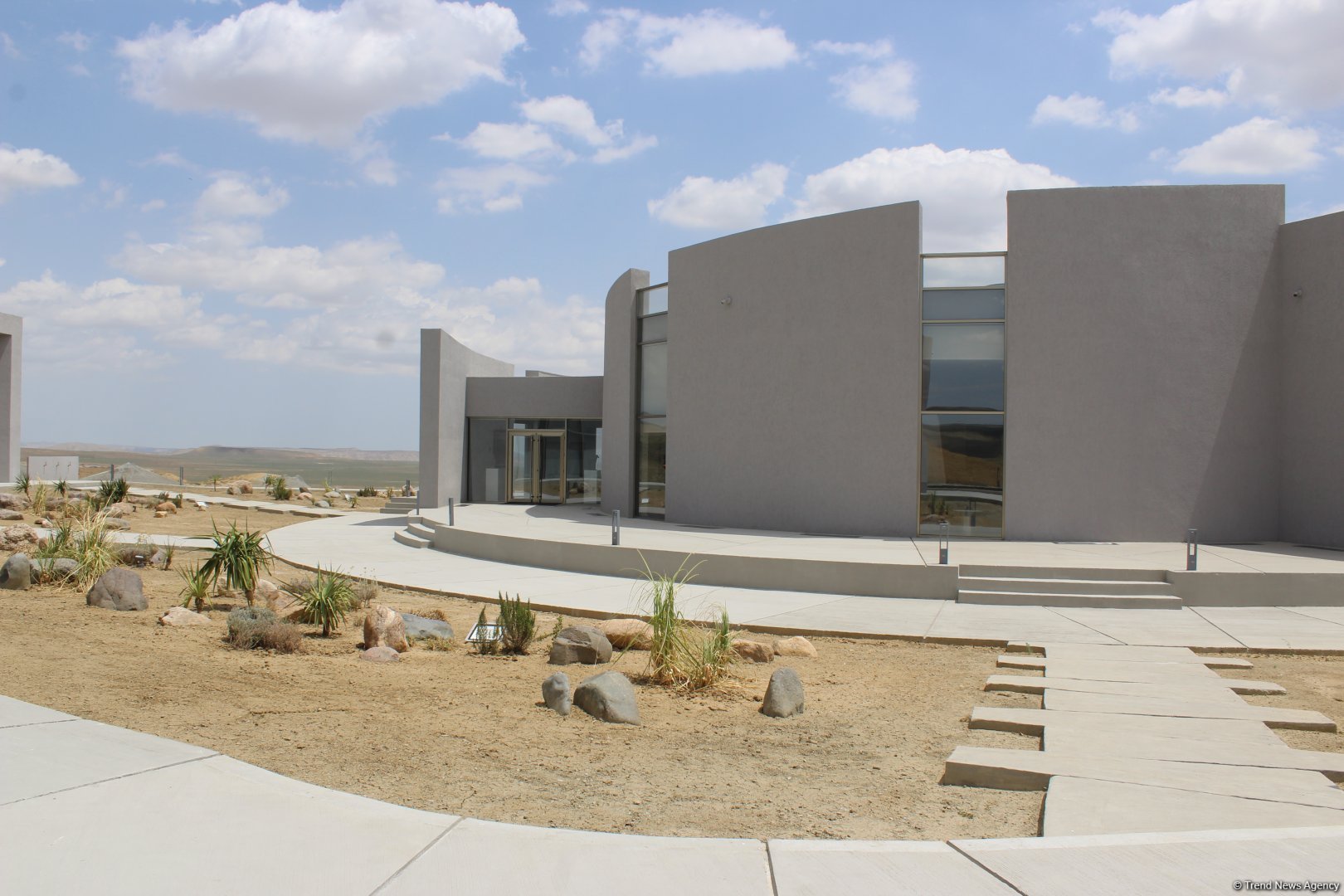 Туристический комплекс грязевых вулканов (Фоторепортаж)