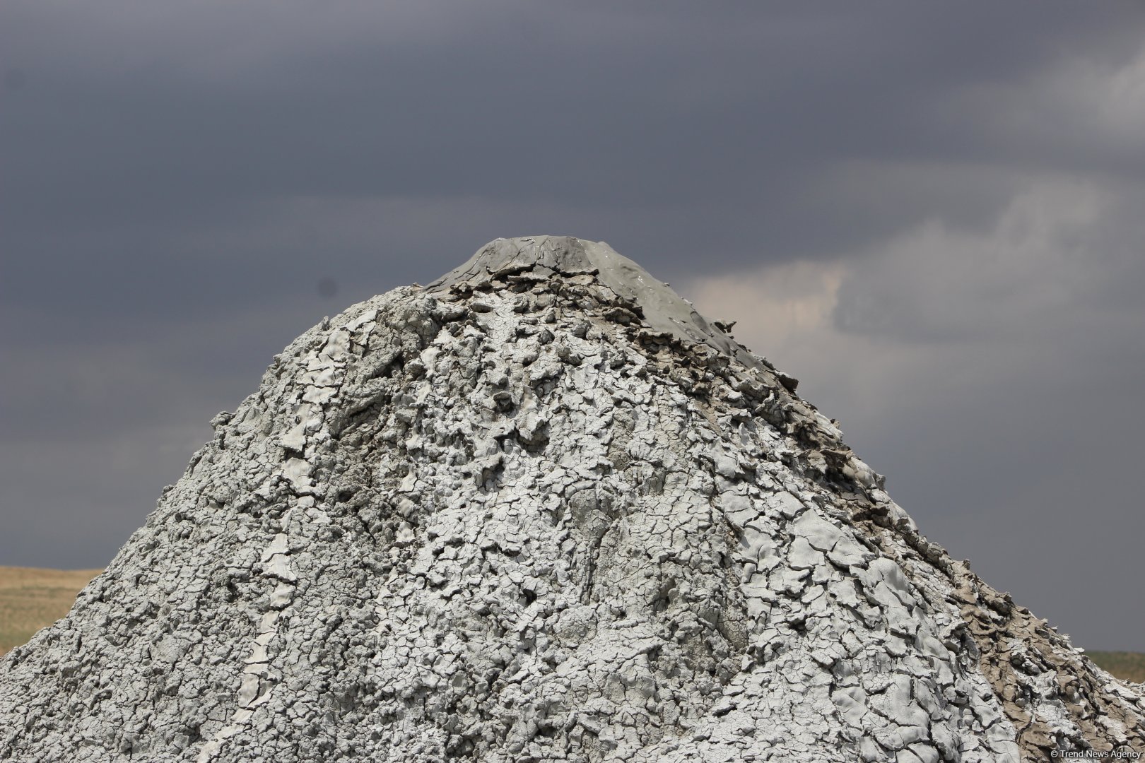 Зафиксировано извержение грязевого вулкана Локбатан