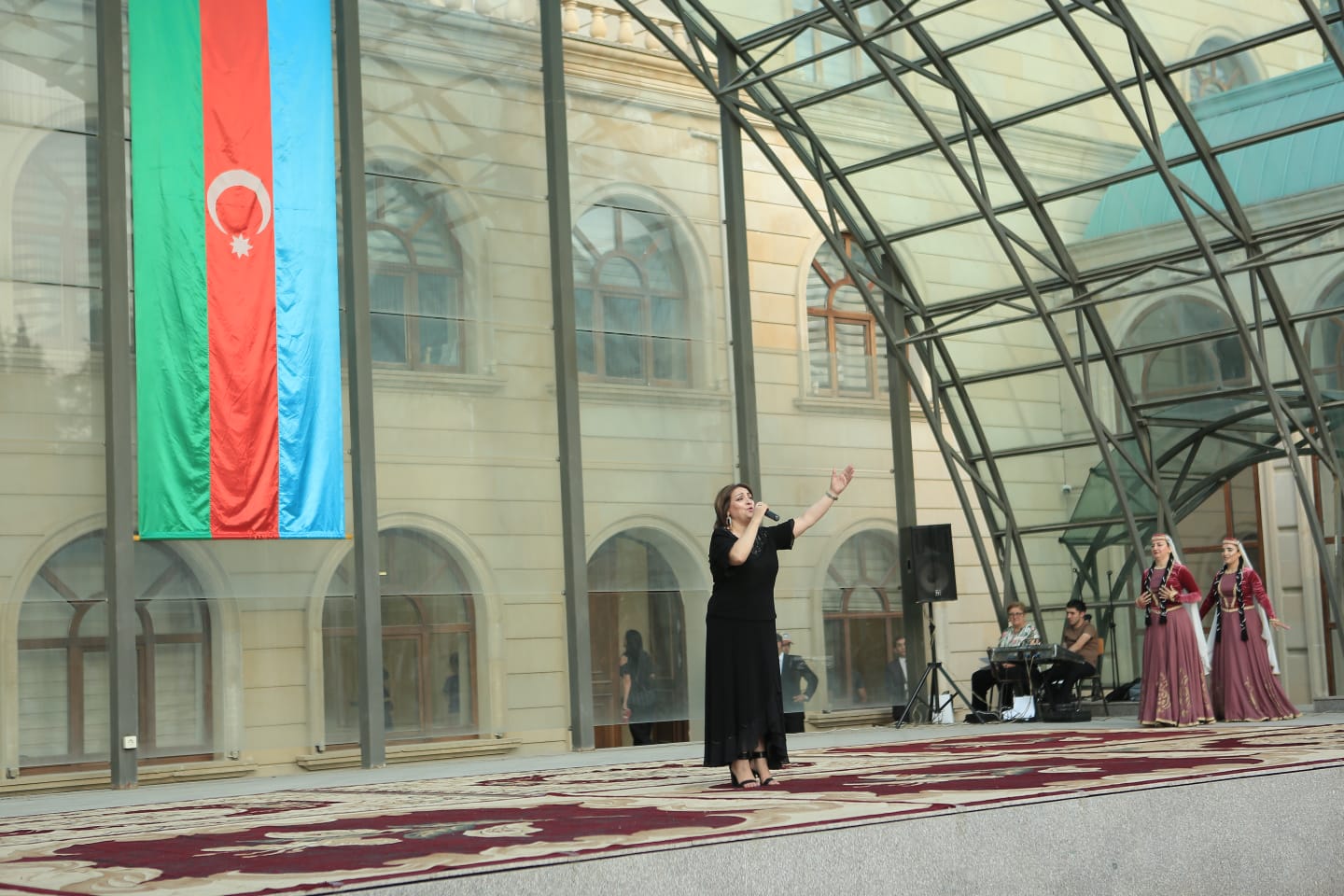 В Гянджинской государственной филармонии представлен концерт, посвященный Дню национального спасения (ФОТО)