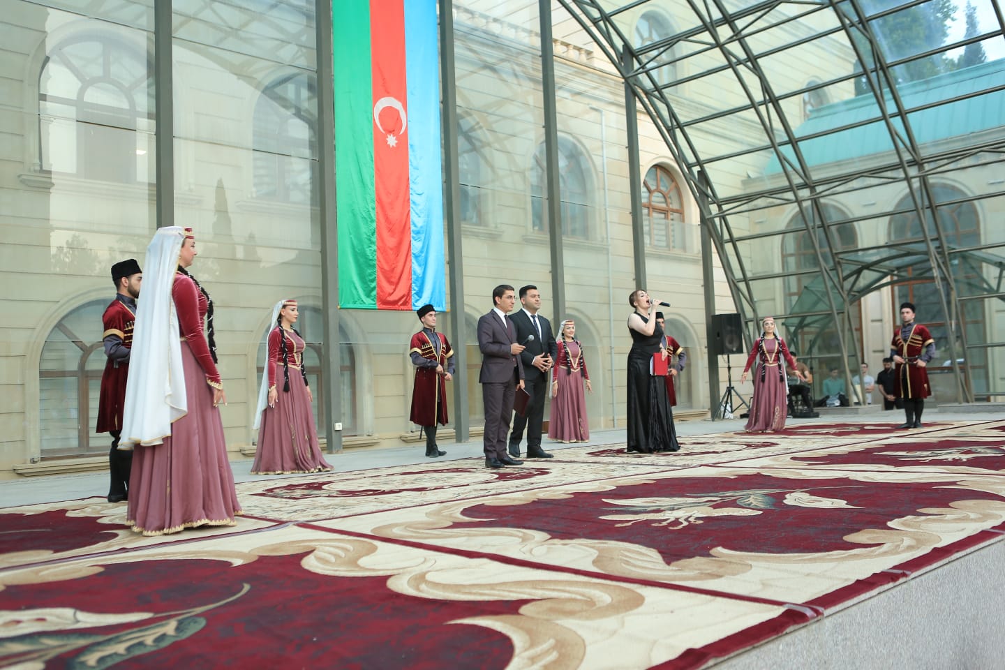 В Гянджинской государственной филармонии представлен концерт, посвященный Дню национального спасения (ФОТО)