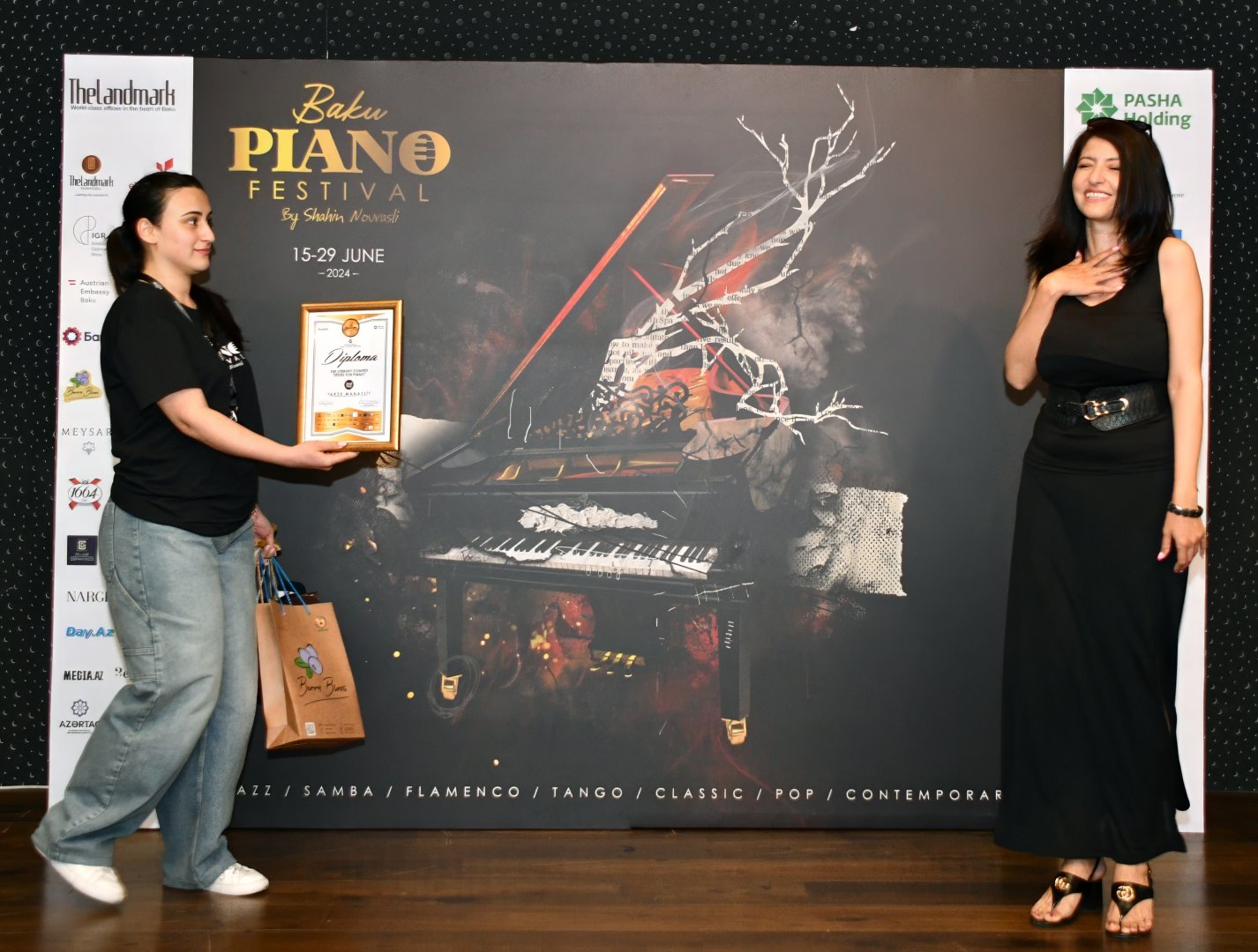 Состоялась церемония награждения победителей литературного конкурса в рамках Baku Piano Festival (ФОТО)