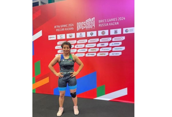 Представительница Азербайджана по борьбе завоевала золотую медаль в Казани