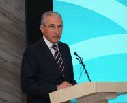 Участники климатического форума молодежной организации ДН о роли молодежи (ФОТО)