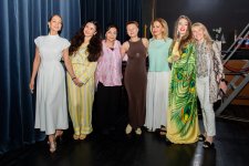 Голубоглазый романтик эстрады Сархан Сархан отметил день рождения в кругу друзей (ФОТО)