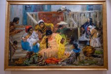 В портрете женское лицо … - красочная экспозиция в летнем Баку (ФОТО)