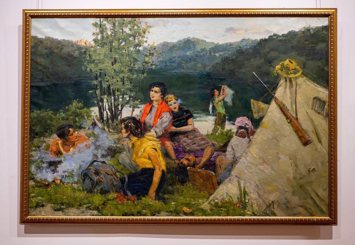 В портрете женское лицо … - красочная экспозиция в летнем Баку (ФОТО)