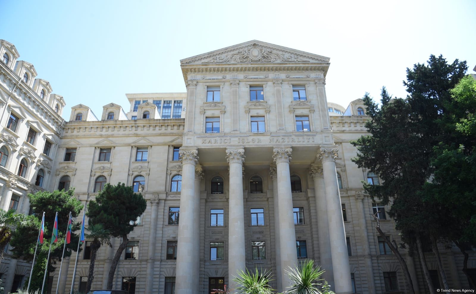 МИД Азербайджана поздравил народ с Днем Конституции (ФОТО)