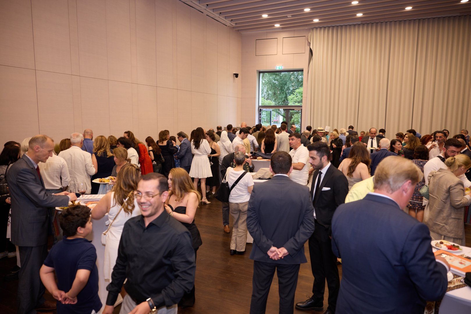 В Культурном центре Азербайджана в Берлине состоялась презентация книги "Əlifba. A Cultural Alphabet" (ФОТО)