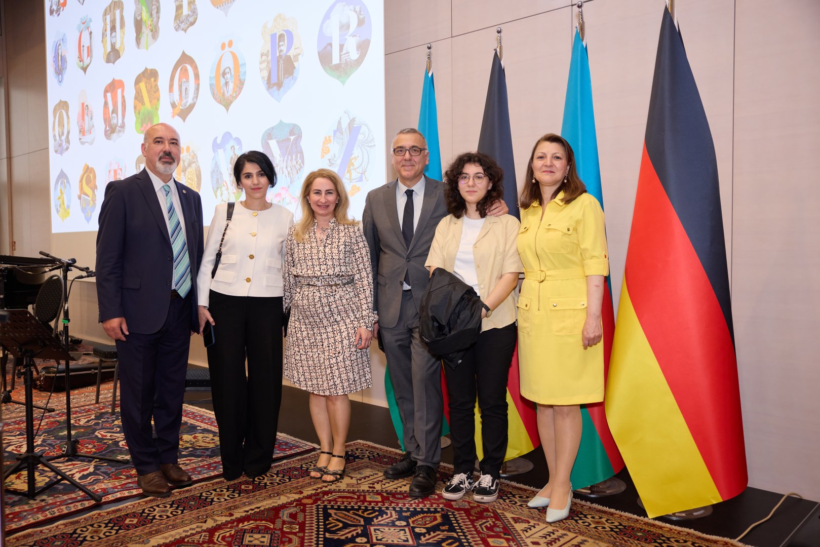 В Культурном центре Азербайджана в Берлине состоялась презентация книги "Əlifba. A Cultural Alphabet" (ФОТО)