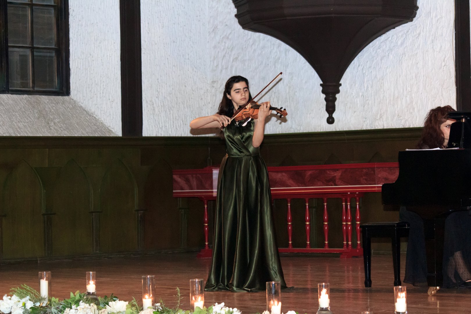 От роскоши до торжественности – летним вечером в Баку (ФОТО)