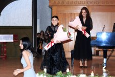 От роскоши до торжественности – летним вечером в Баку (ФОТО)