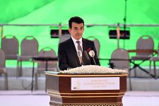 Министр культуры Азербайджана принимает участие во II Международном форуме искусства маком в Узбекистане (ФОТО)