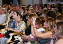 "Белый цветок нашей сцены" 95-летняя Роза Джалилова - расправляя крылья и паря как птица (ФОТО)