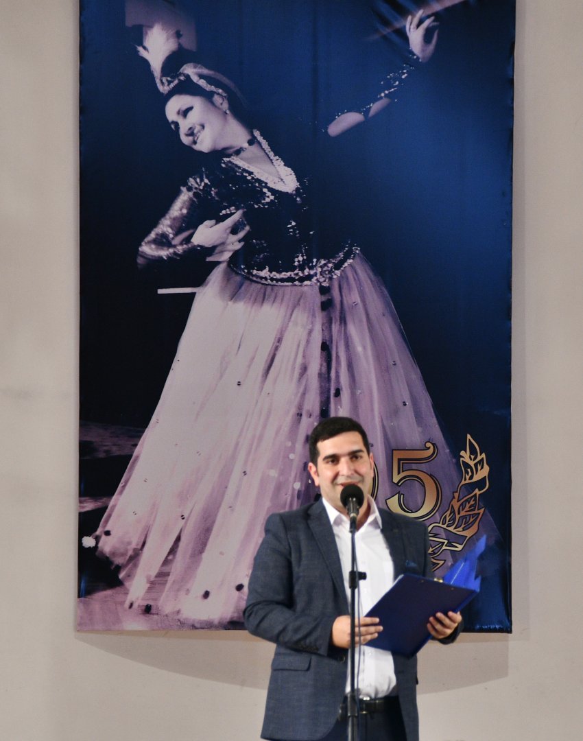 "Белый цветок нашей сцены" 95-летняя Роза Джалилова - расправляя крылья и паря как птица (ФОТО)