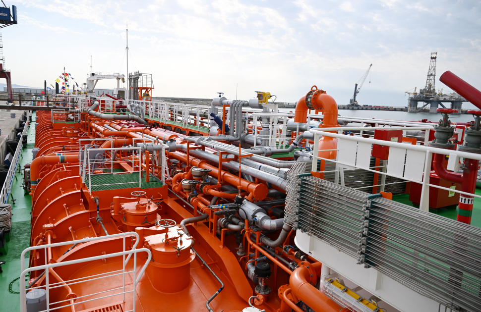 Президент Ильхам Алиев принял участие в церемонии сдачи в эксплуатацию танкера «Зангилан» (ФОТО/ВИДЕО)