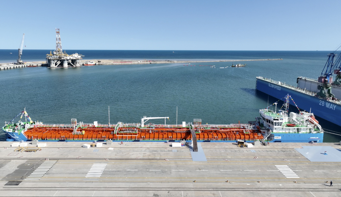 Президент Ильхам Алиев принял участие в церемонии сдачи в эксплуатацию танкера «Зангилан» (ФОТО/ВИДЕО)