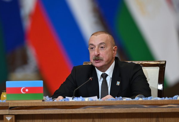 Президент Ильхам Алиев: Взаимодействие по транспортным коридорам «Восток-Запад» и «Север-Юг» является важной областью сотрудничества между Азербайджаном и ШОС (ВИДЕО)